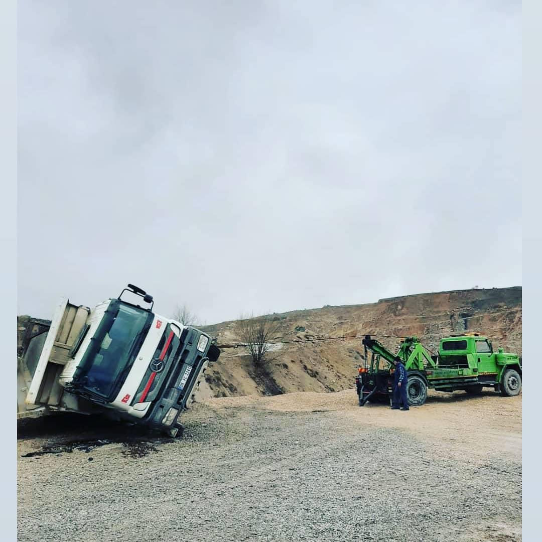 Erzurum merkezli Ortaç oto kurtarma çekici operasyonu